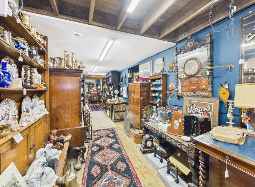 The Castle Antiques, & Craft Centre, Barrack Street, Clarecastle, Ennis, V95C6YD