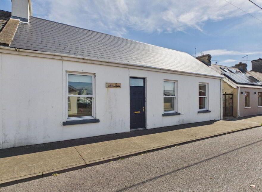 Liddane House, Gratten Street, Kilkee, V15X299