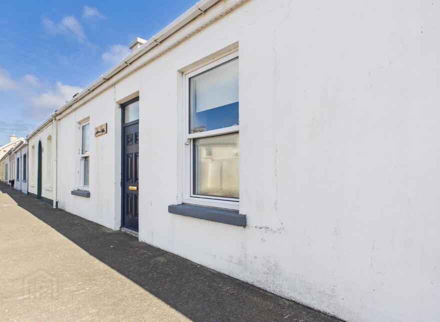 Liddane House, Gratten Street, Kilkee, V15X299