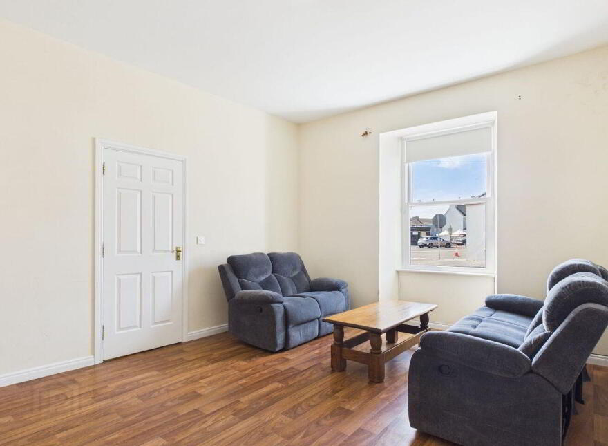 Liddane House, Gratten Street, Kilkee, V15X299