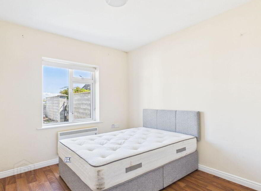 Liddane House, Gratten Street, Kilkee, V15X299