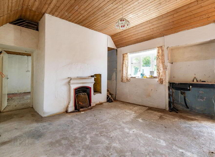 Glasshouse, Blue Ball, Tullamore, R35W897