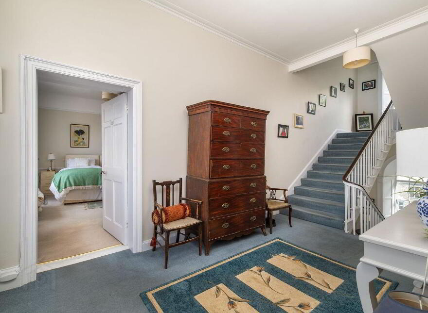 Main Street, Portarlington, R32V21D
