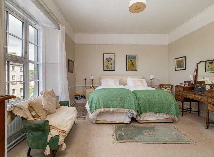 Main Street, Portarlington, R32V21D