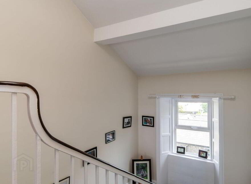 Main Street, Portarlington, R32V21D