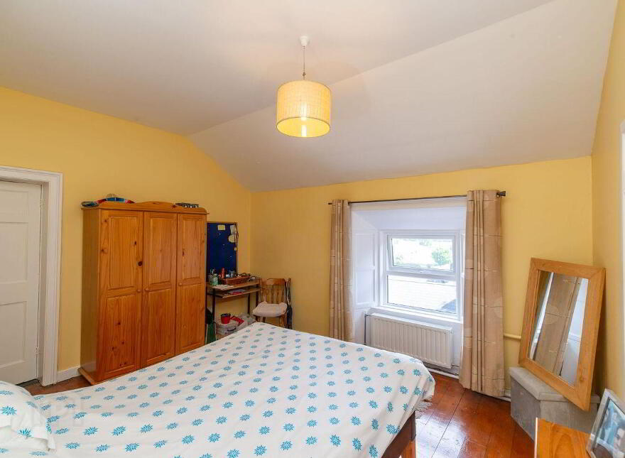 Main Street, Portarlington, R32V21D