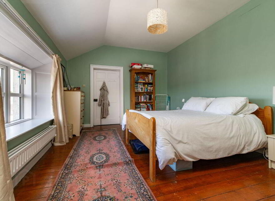 Main Street, Portarlington, R32V21D