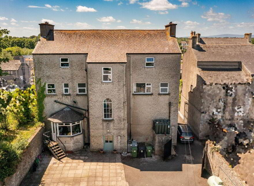 Main Street, Portarlington, R32V21D