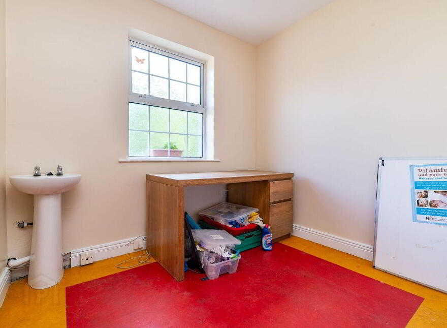 Main Street, Portarlington, R32V21D