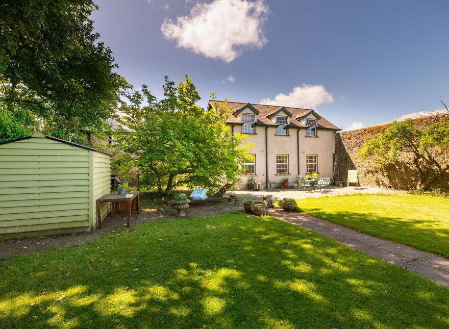 Main Street, Portarlington, R32V21D