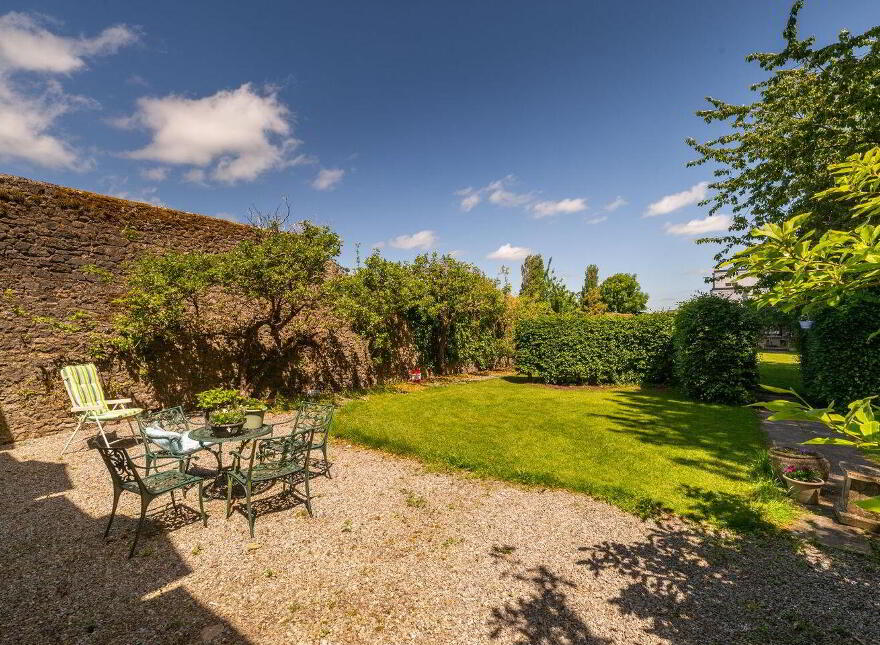 Main Street, Portarlington, R32V21D