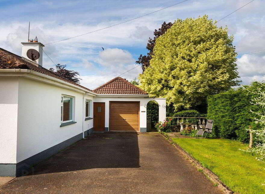 Lea Castle, Lea Road, Portarlington, R32A6C9
