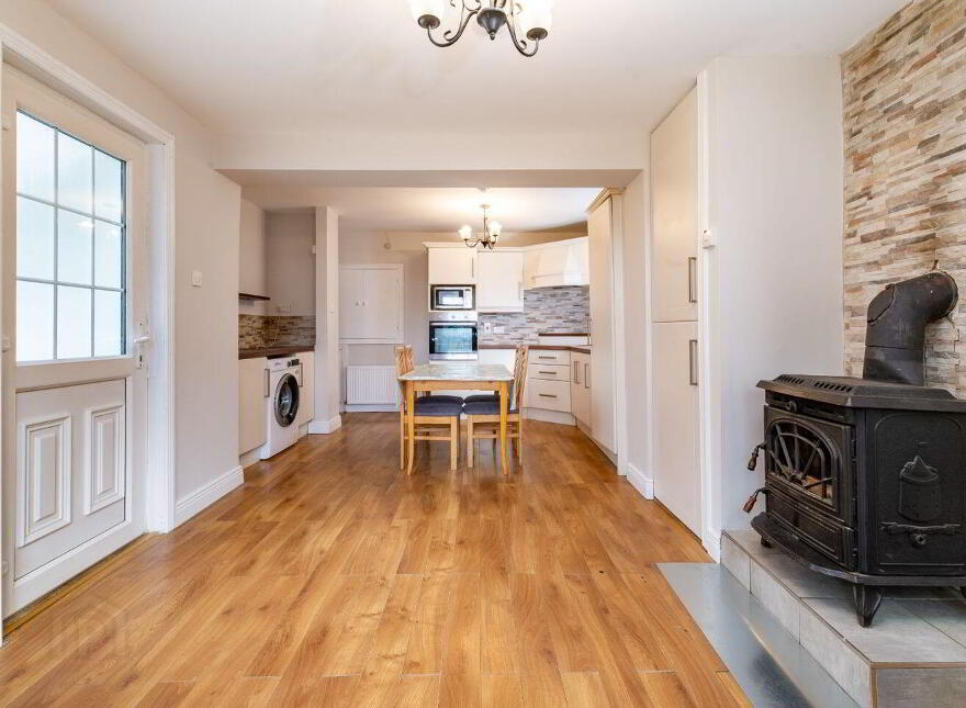 38 Saint Brochan's Park, Bracknagh, R51KH73