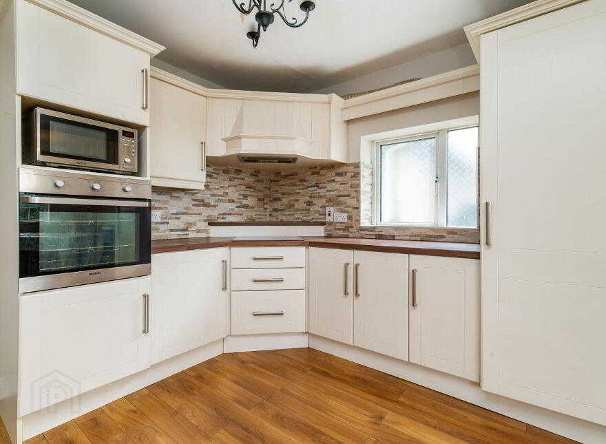 38 Saint Brochan's Park, Bracknagh, R51KH73