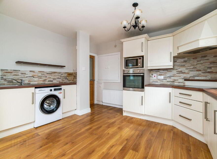 38 Saint Brochan's Park, Bracknagh, R51KH73