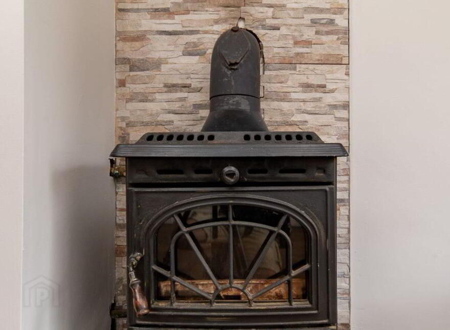 38 Saint Brochan's Park, Bracknagh, R51KH73