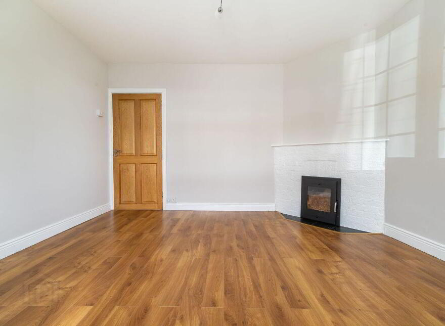 38 Saint Brochan's Park, Bracknagh, R51KH73