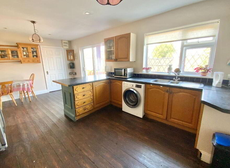 17 Seaview Avenue, Ferrybank, Ferrybank, Y14CP38