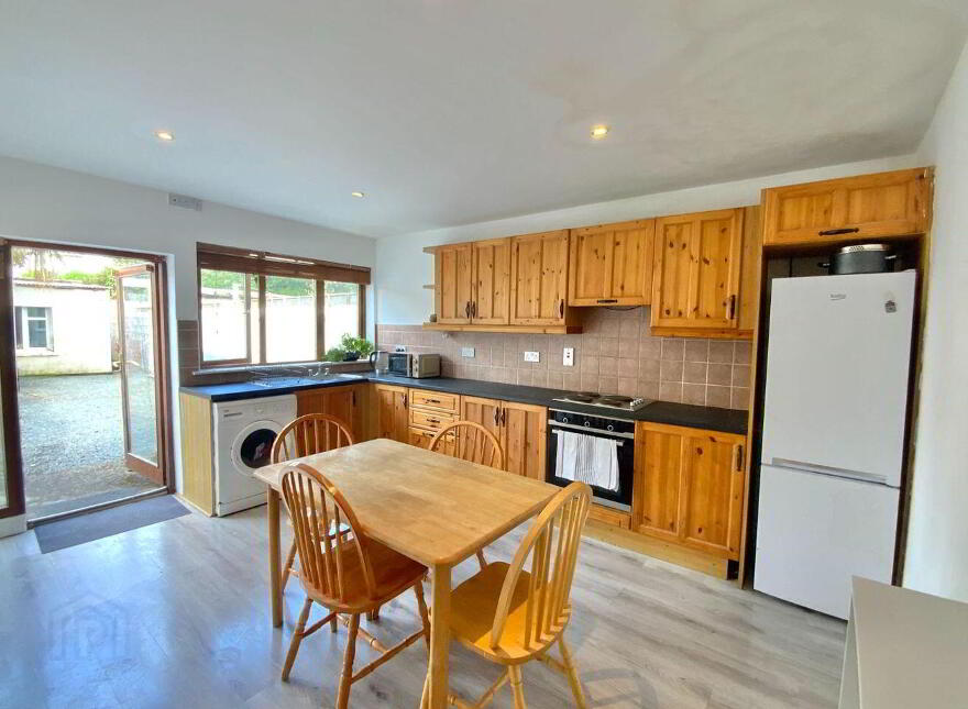 13 Saint Michael's Terrace, Arklow, Y14FC81