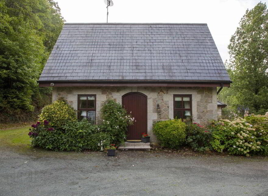 East, Gate Lodge, Glenart, Arklow, Y14HC98