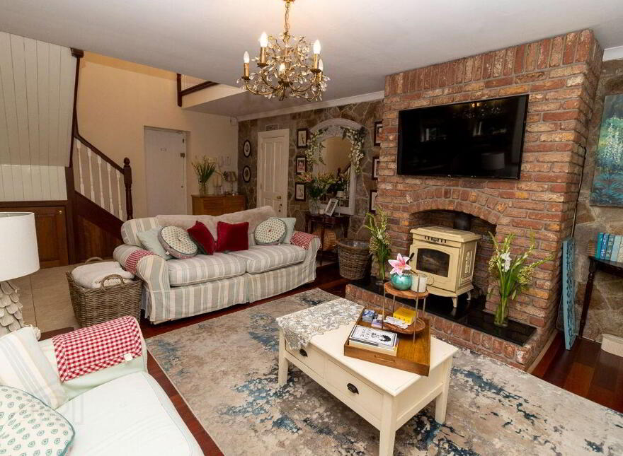 East, Gate Lodge, Glenart, Arklow, Y14HC98