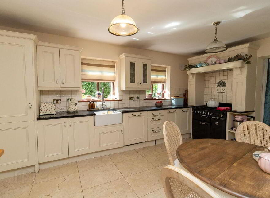 East, Gate Lodge, Glenart, Arklow, Y14HC98