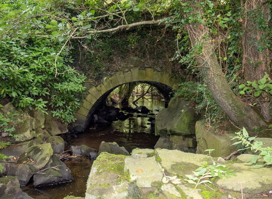 East, Gate Lodge, Glenart, Arklow, Y14HC98