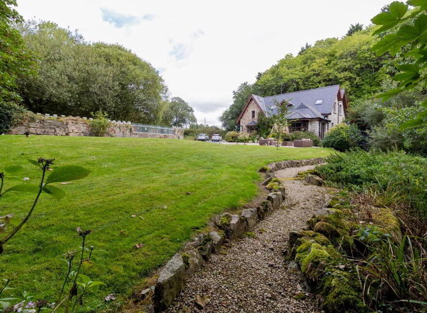 East, Gate Lodge, Glenart, Arklow, Y14HC98