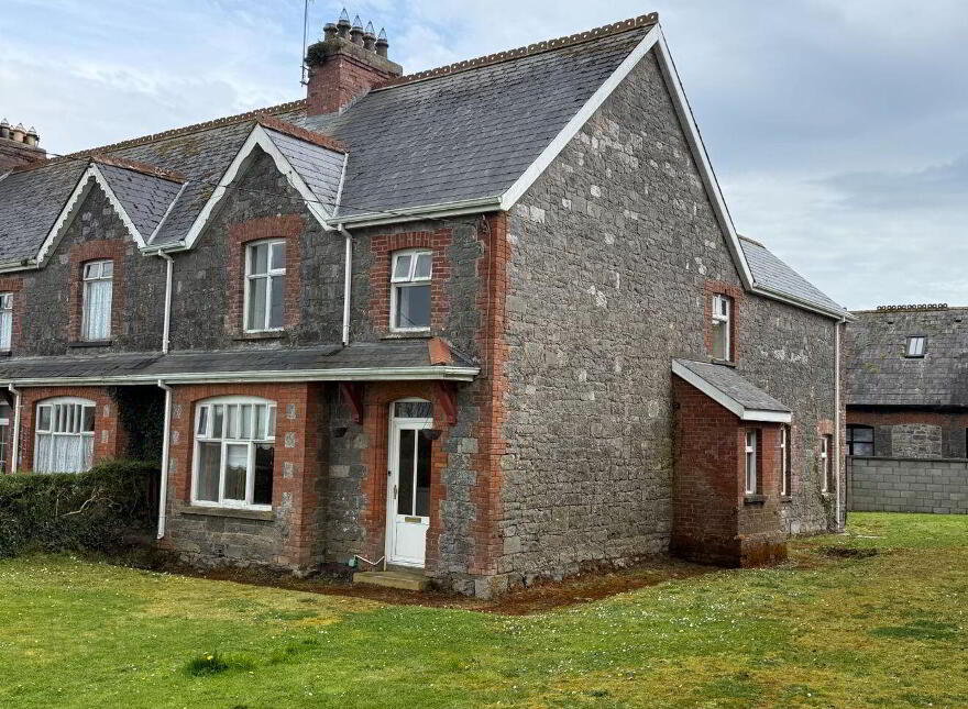 Medova House, Emly Road, Knocklong, V35NX94