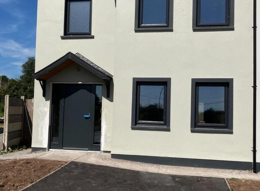 Glenir, Cullen, E34DY71