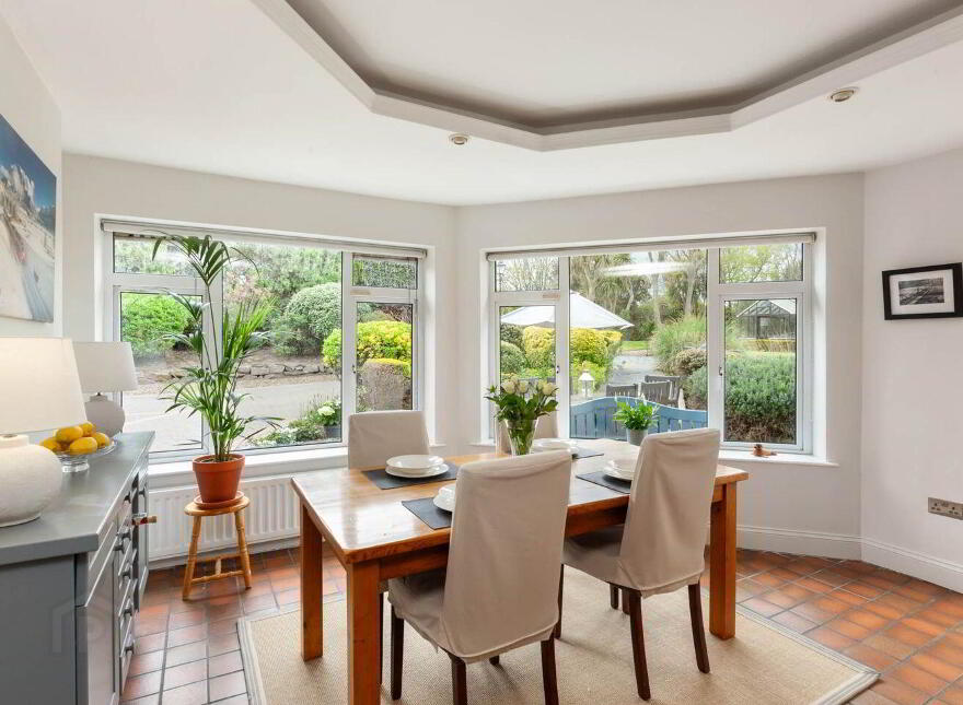 Robbswall Cottage, Coast Road, Malahide, K36YY90