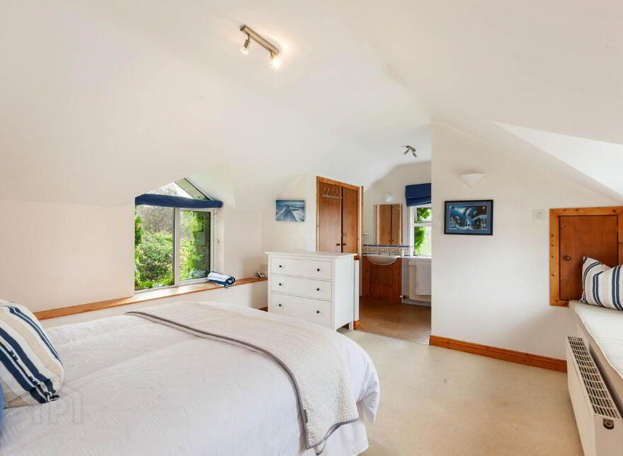 Robbswall Cottage, Coast Road, Malahide, K36YY90