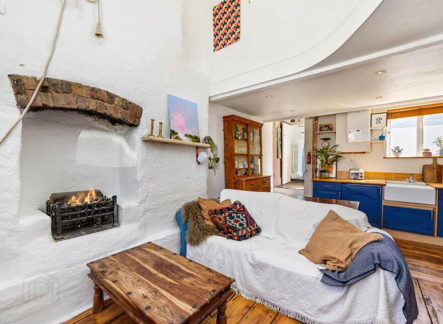 8 Rutland Cottages, Summerhill, Dublin 1, D01N9F8