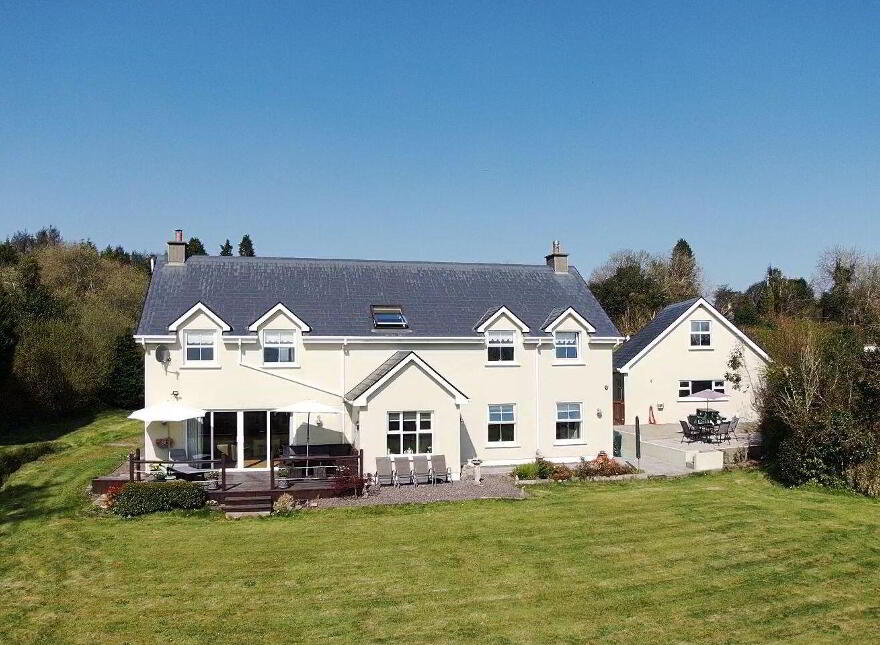 Aharas, Ballingeary, Macroom, P12H702