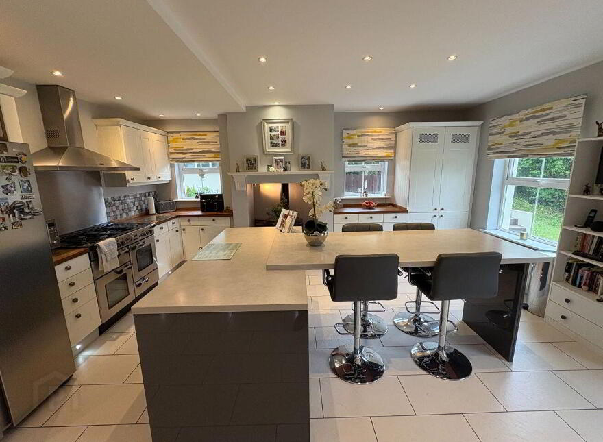 Aharas, Ballingeary, Macroom, P12H702