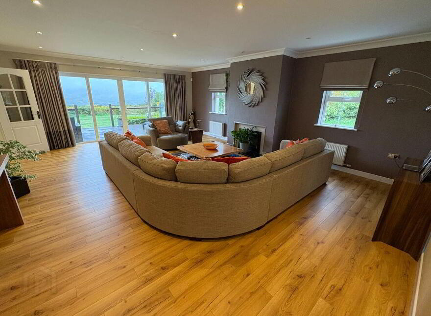 Aharas, Ballingeary, Macroom, P12H702