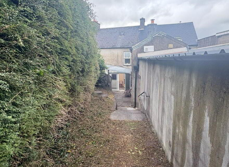 46 Main Street, Macroom, P12NY20