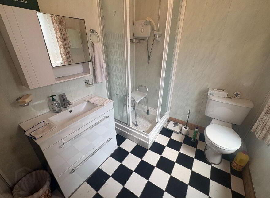 46 Main Street, Macroom, P12NY20