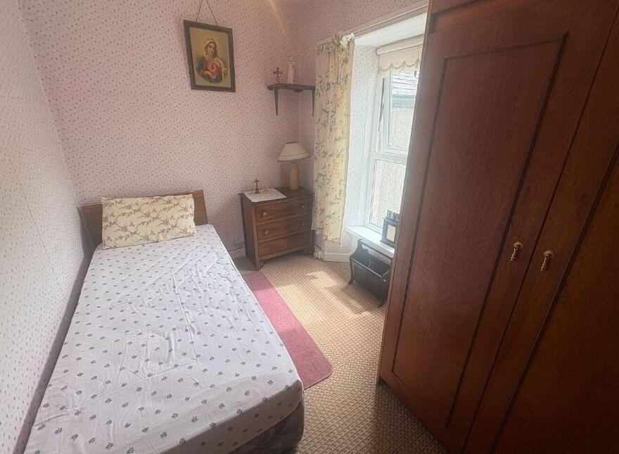 46 Main Street, Macroom, P12NY20