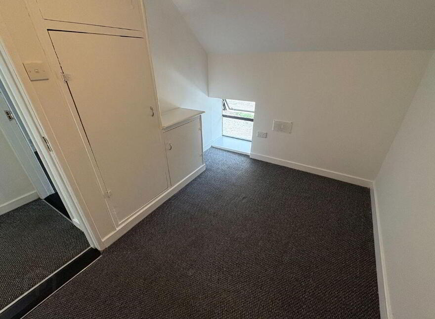 8 Castle Street, Macroom, P12YD36