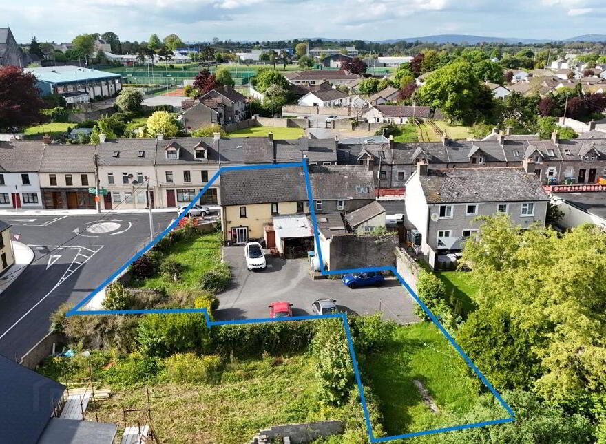 1 East Bank Place, Tipperary Town, E34CD79