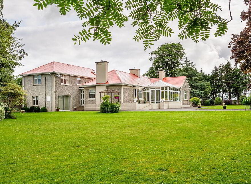 Castlelake, Cashel, Golden, E25TD70 photo