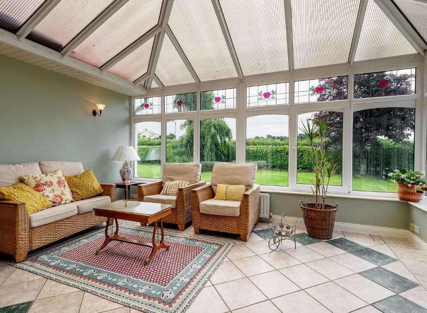 Castlelake, Cashel, Golden, E25TD70