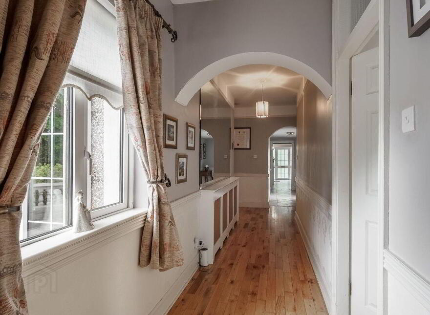 Castlelake, Cashel, Golden, E25TD70