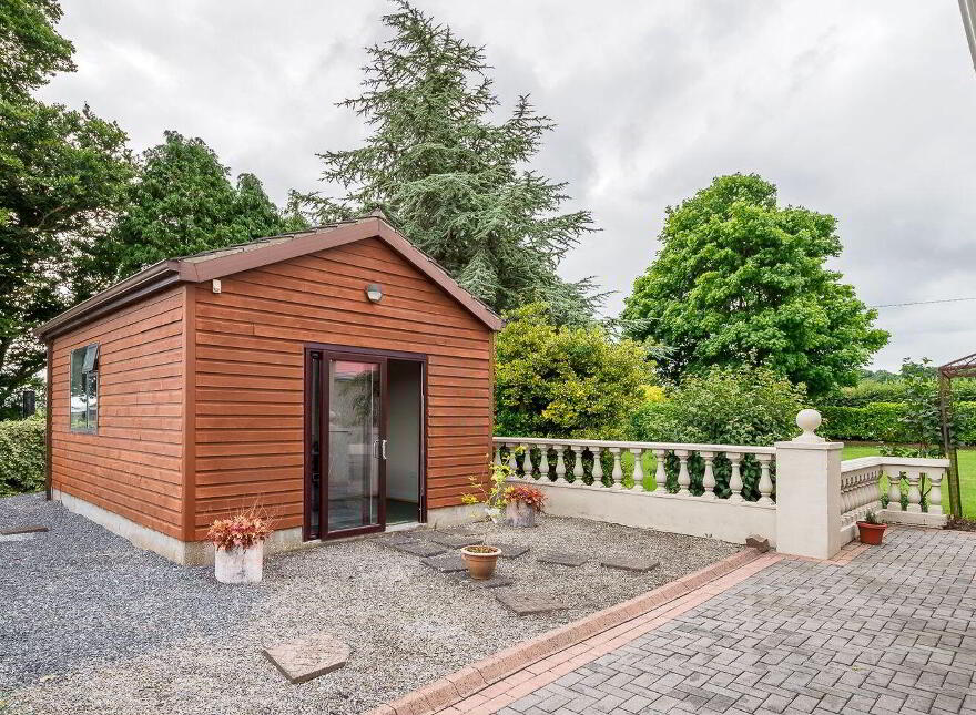 Castlelake, Cashel, Golden, E25TD70