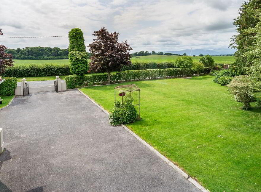 Castlelake, Cashel, Golden, E25TD70