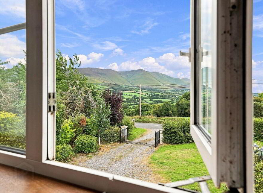 Adelaide House, Ballycrehane, Aherlow, E34HD85