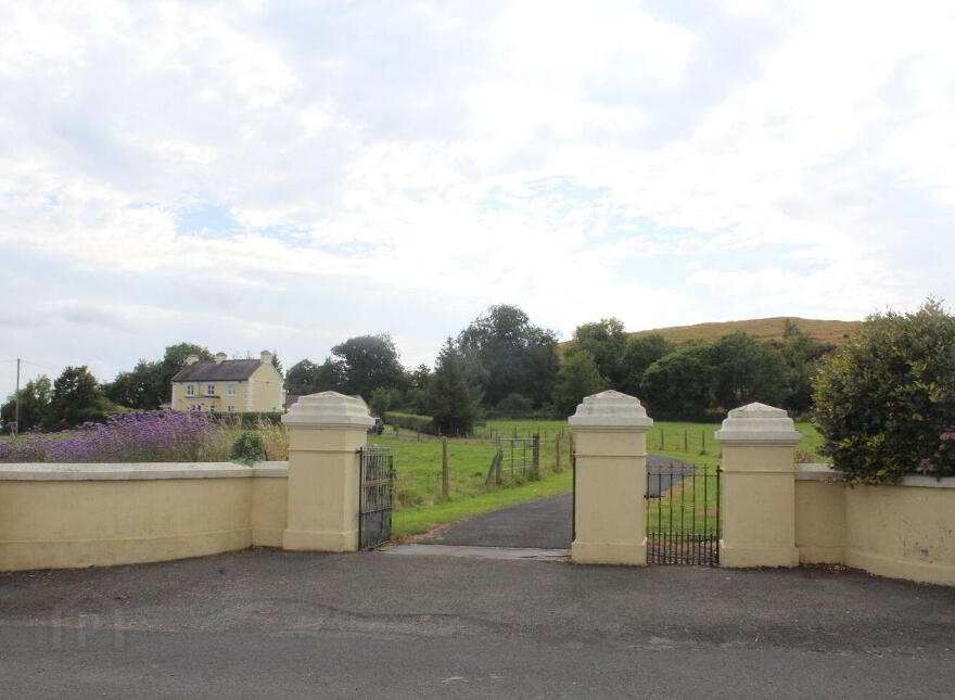Parochial House, Kilteely, Kilteely, V94Y3V7