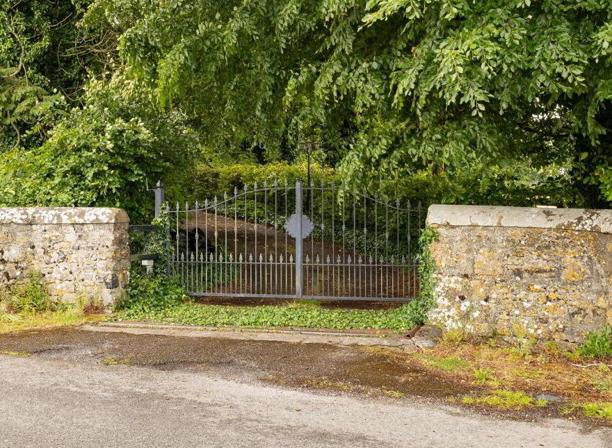 Moate Road, Ballymore, N91FR82