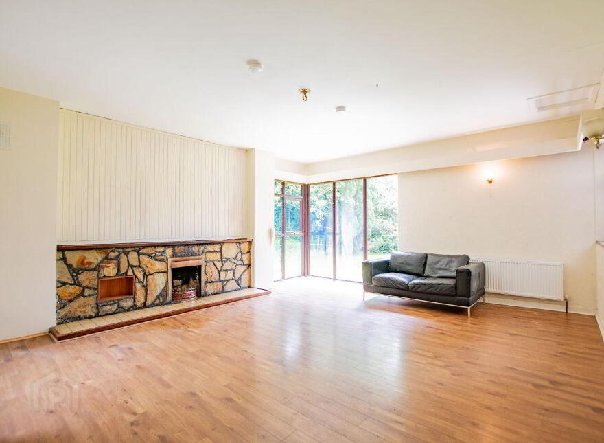 Moate Road, Ballymore, N91FR82
